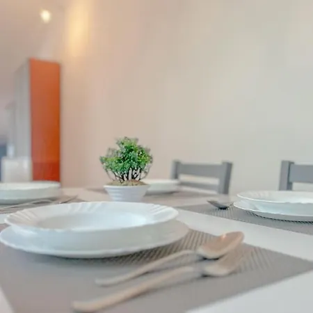 Casa Elegante A 2' Dal Mare - Bergeggi 7' - Wifi Apartment