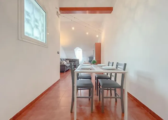 Appartement Casa Elegante A 2' Dal Mare - Bergeggi 7' - Wifi Savona